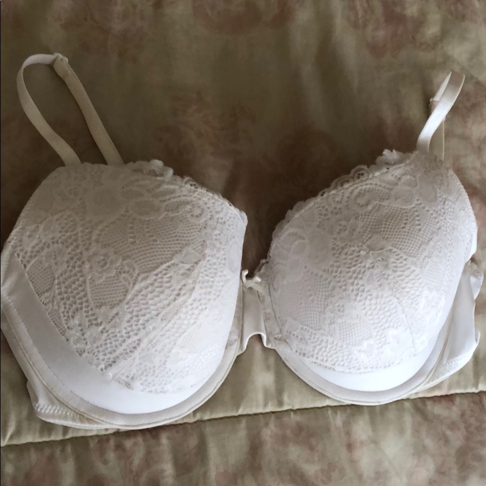 Romantic white lace bra 36D